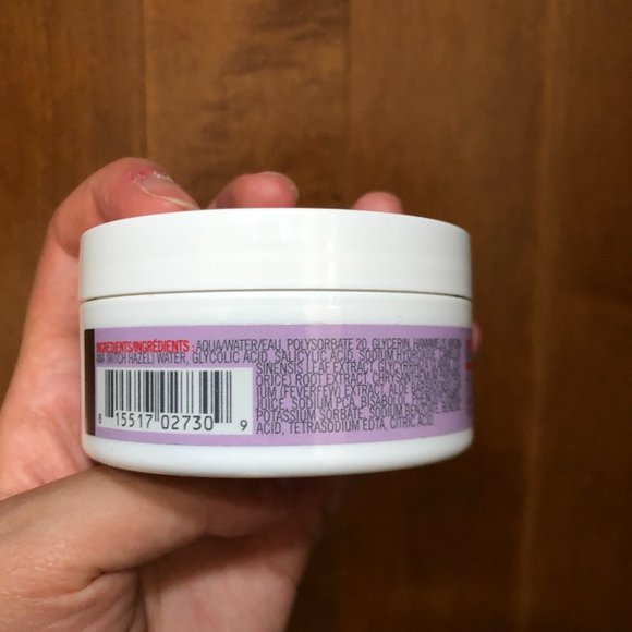 First aid beauty Ingrown hair pads with BHA and AHA - Picture 3 of 3